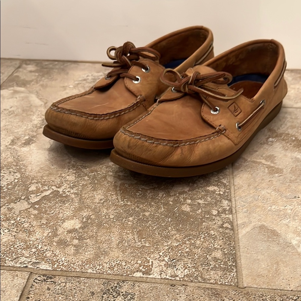 Sperry Tan Leather Boat Shoes
